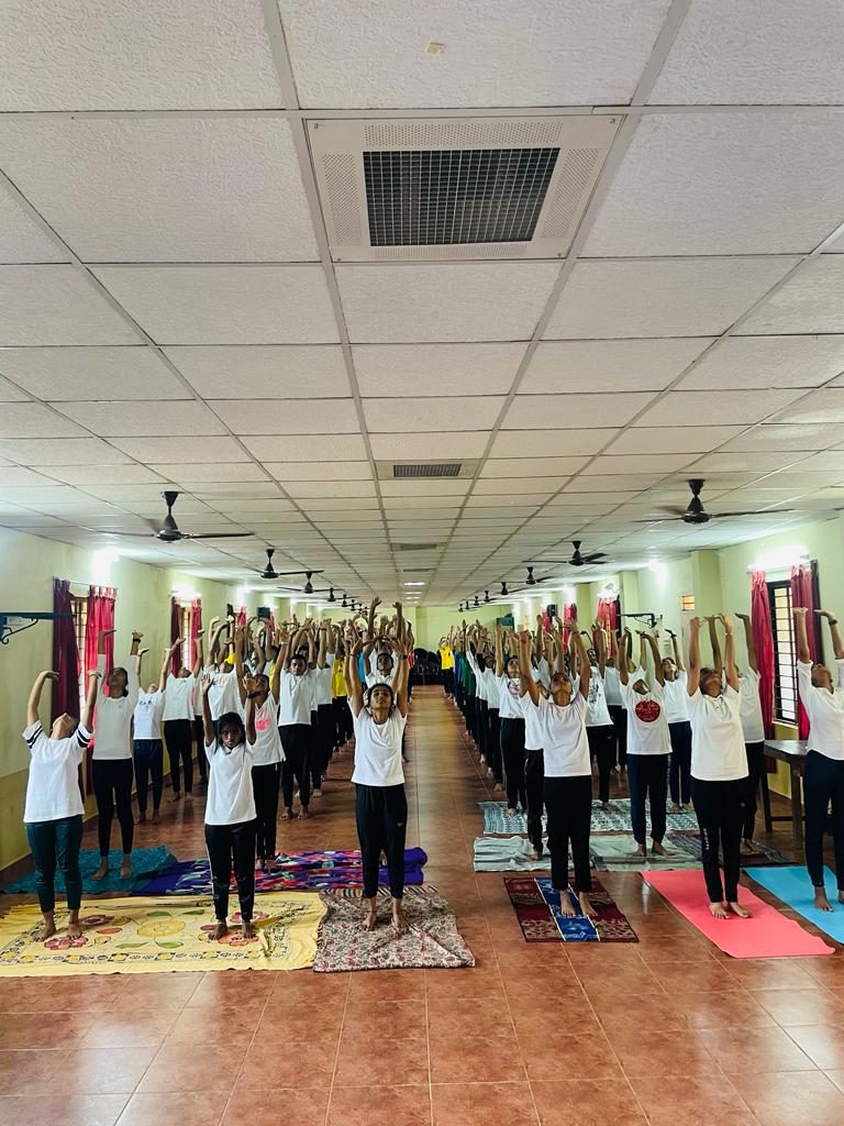 yoga(3)
